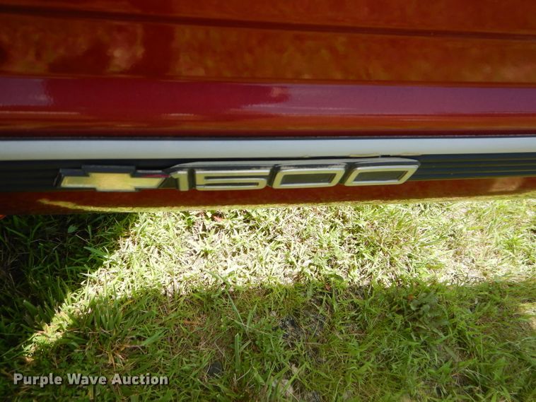 image for item ED9441 1992 Chevrolet C1500 pickup truck