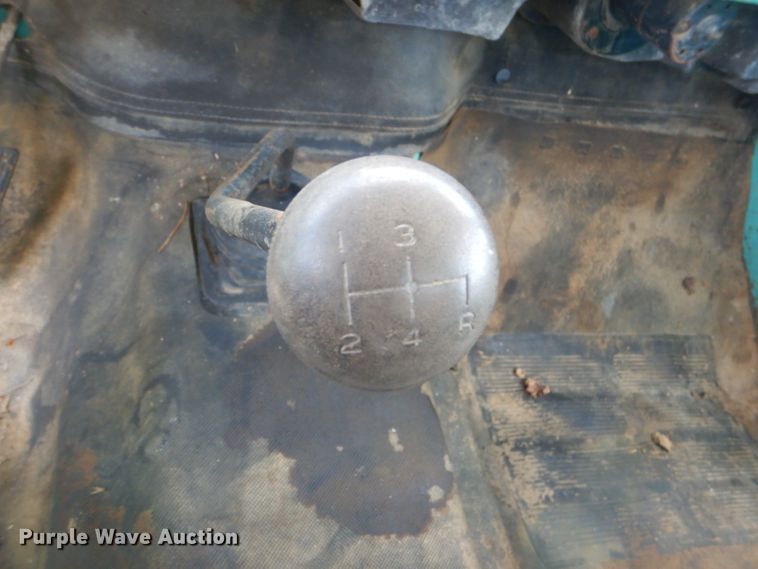 image for item ED9442 Ford F350 pickup truck