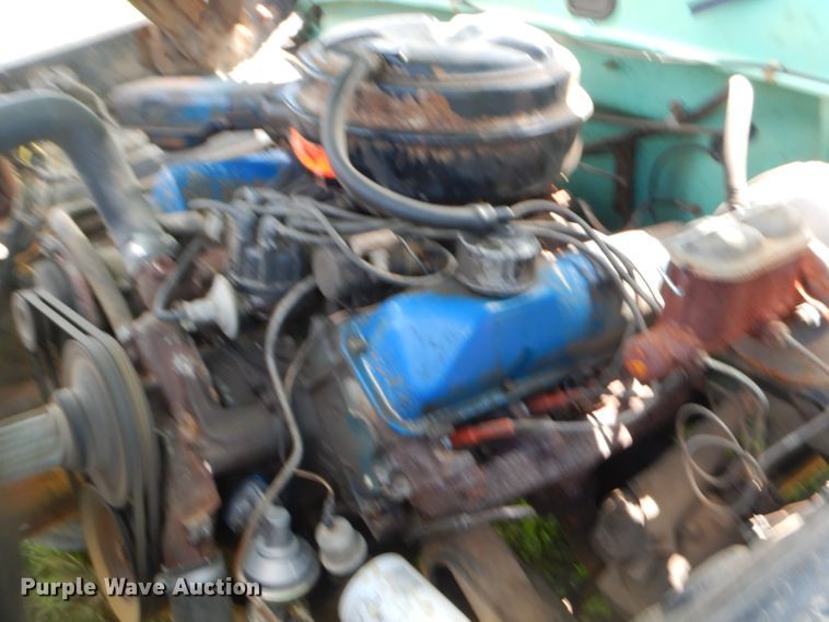 image for item ED9442 Ford F350 pickup truck