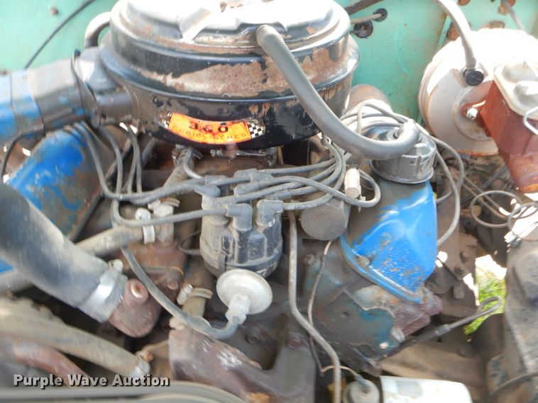 image for item ED9442 Ford F350 pickup truck