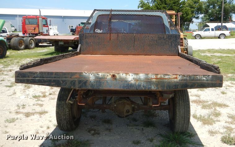 image for item ED9443 1977 Ford F250 pickup truck