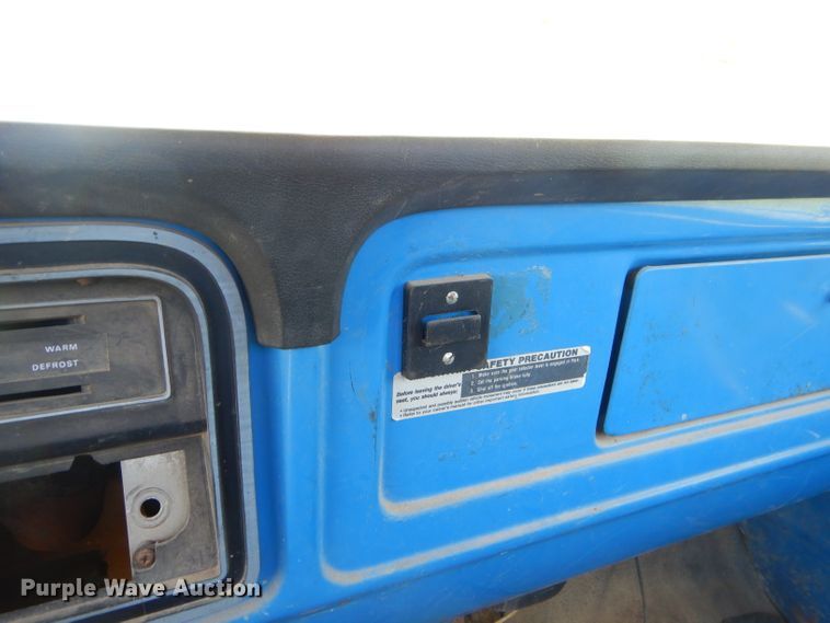 image for item ED9443 1977 Ford F250 pickup truck