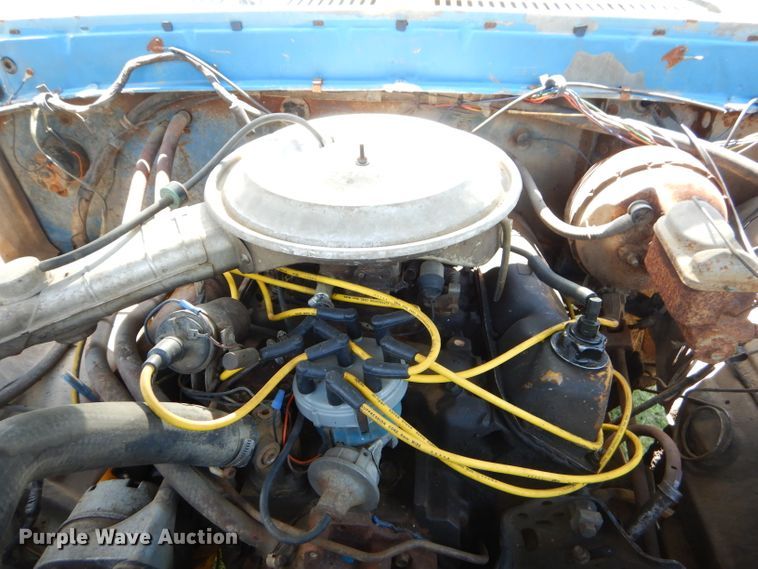 image for item ED9443 1977 Ford F250 pickup truck