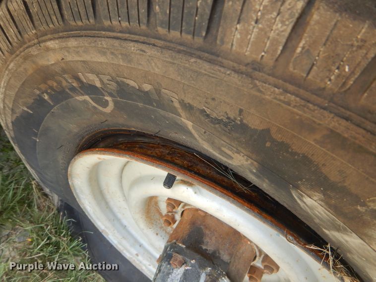 image for item ED9443 1977 Ford F250 pickup truck