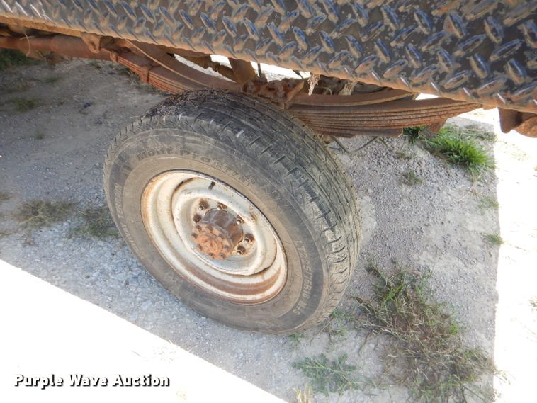 image for item ED9443 1977 Ford F250 pickup truck