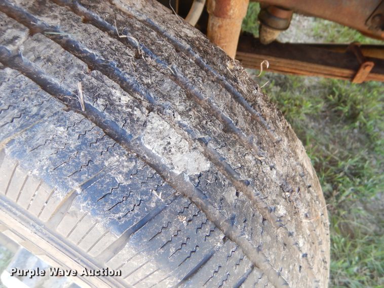 image for item ED9443 1977 Ford F250 pickup truck