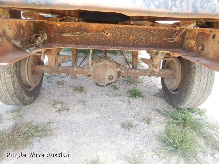 image for item ED9443 1977 Ford F250 pickup truck