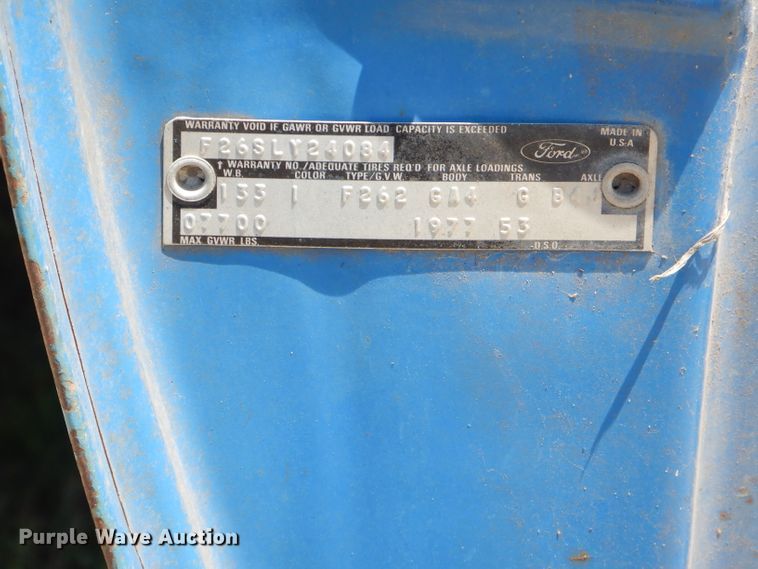 image for item ED9443 1977 Ford F250 pickup truck