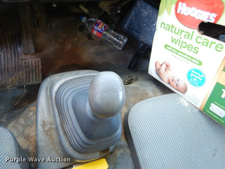 image for item ED9445 1998 Chevrolet Tiltmaster W4 box truck