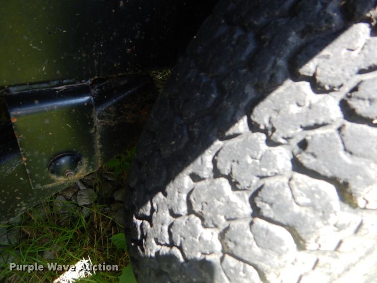 image for item ED9461 2011 Doolittle dump trailer