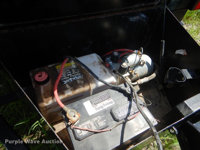 image for item ED9461 2011 Doolittle dump trailer