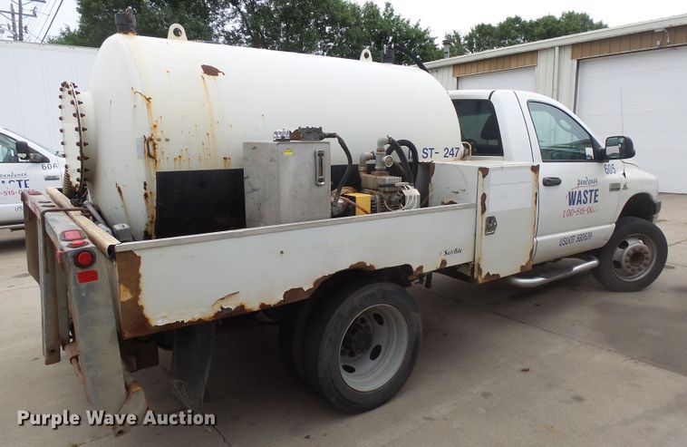 image for item EF9549 2008 Sterling Bullet waste/sewer tank truck