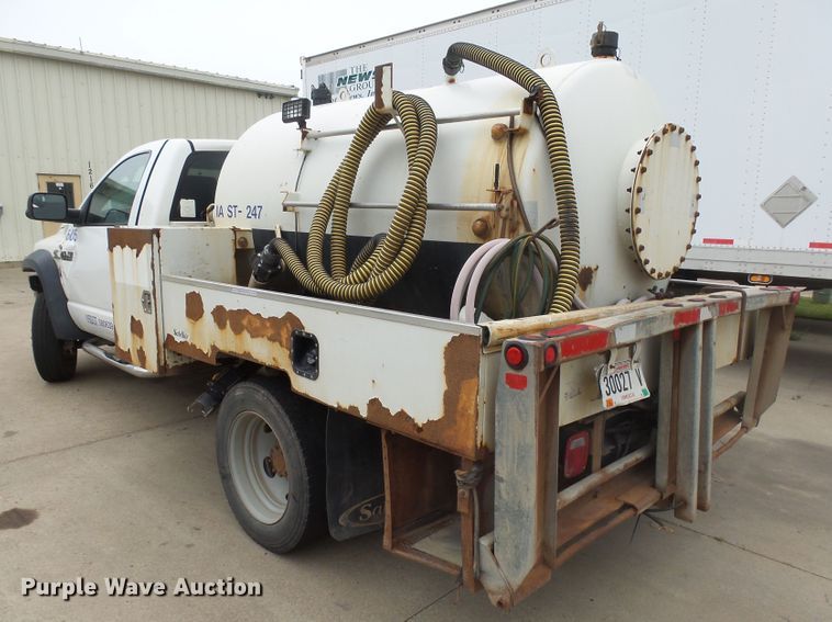 image for item EF9549 2008 Sterling Bullet waste/sewer tank truck