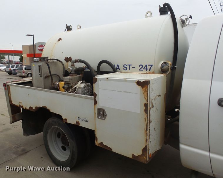 image for item EF9549 2008 Sterling Bullet waste/sewer tank truck