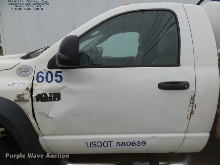 image for item EF9549 2008 Sterling Bullet waste/sewer tank truck