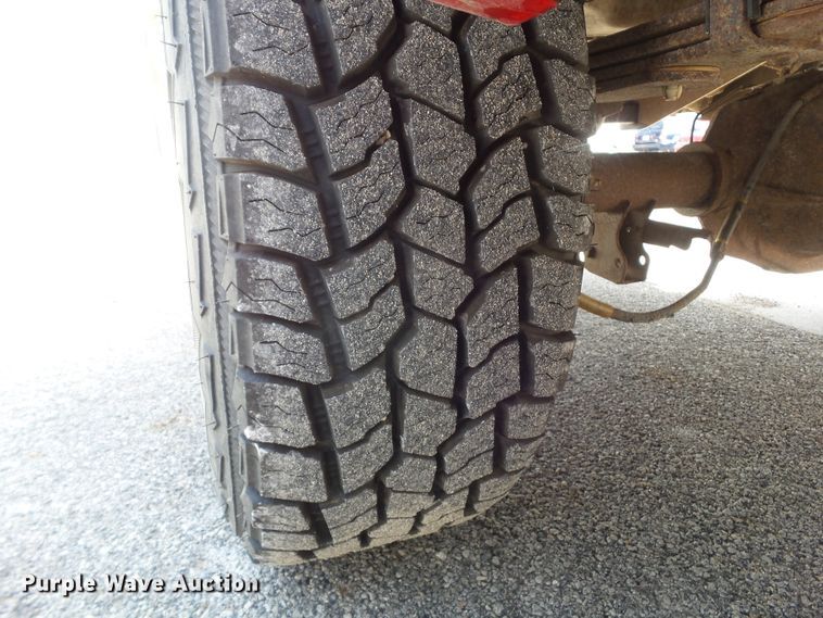 image for item EM9823 2002 Ford F150 XLT SuperCab pickup truck