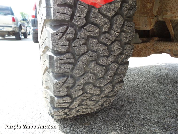 image for item EM9823 2002 Ford F150 XLT SuperCab pickup truck