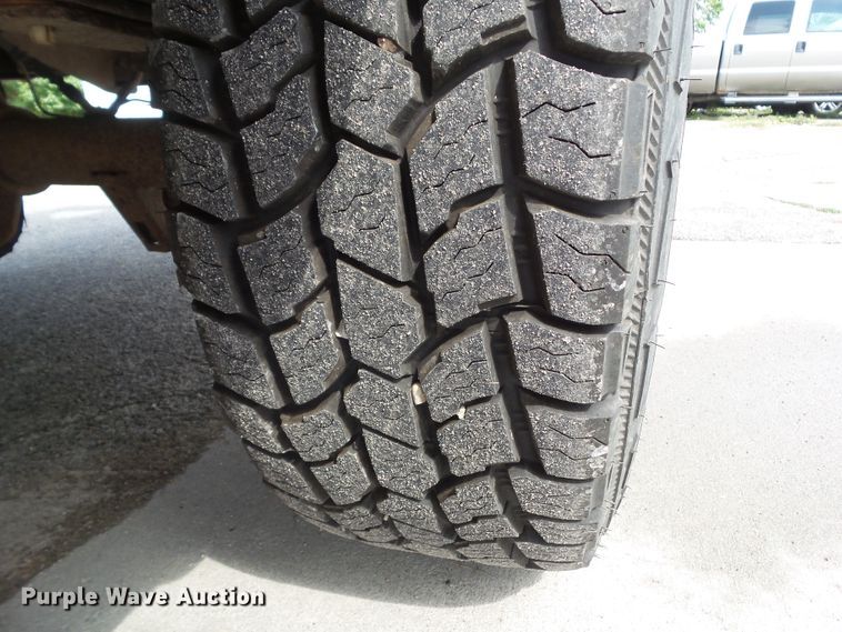 image for item EM9823 2002 Ford F150 XLT SuperCab pickup truck