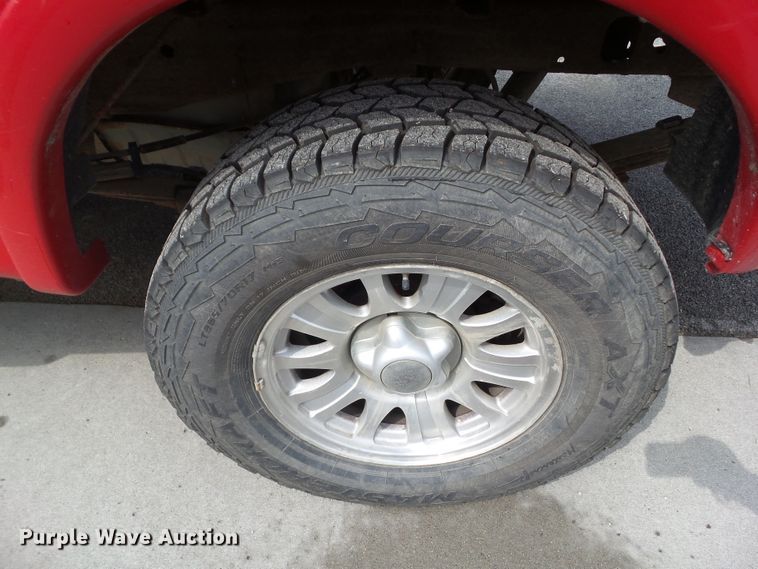 image for item EM9823 2002 Ford F150 XLT SuperCab pickup truck