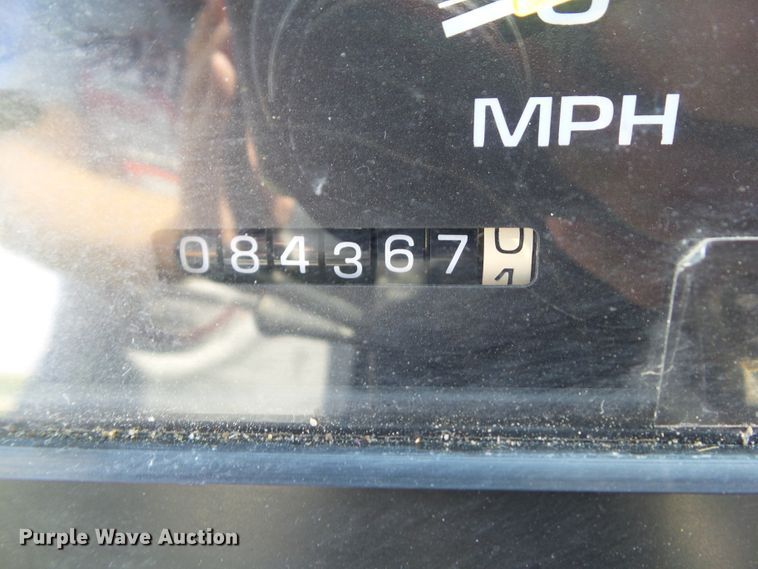 image for item EM9824 1998 Chevrolet P30 delivery truck