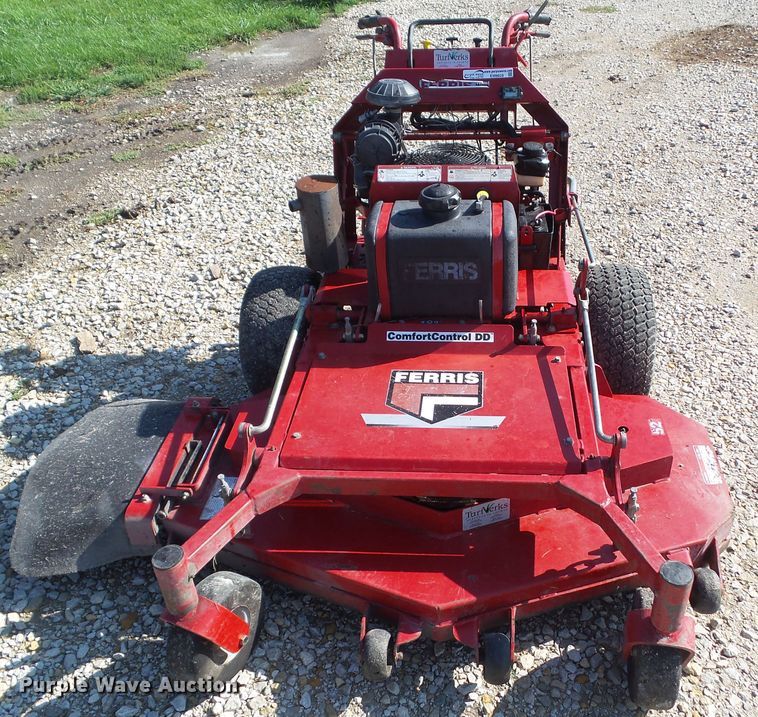 image for item EM9828 2007 Ferris ZTR lawn mower