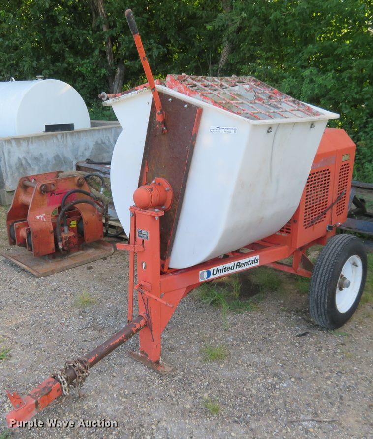 Whiteman WM900P concrete mixer in Benton, KS Item EQ9277 sold