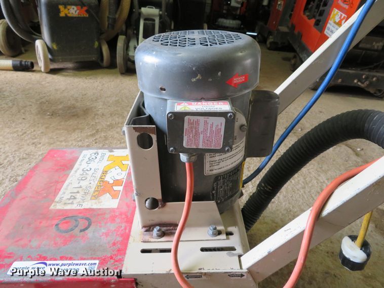 image for item EV9738 Edco 2EC-1.58 floor grinder