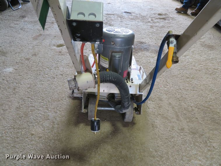 image for item EV9738 Edco 2EC-1.58 floor grinder