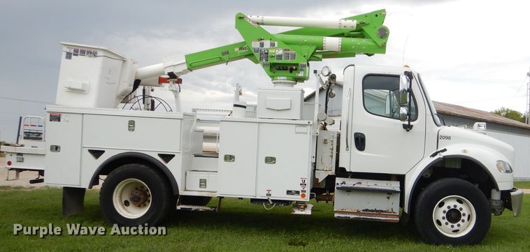 image for item FC9897 2014 Freightliner Business Class M2 bucket truck