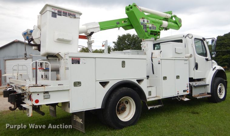 image for item FC9897 2014 Freightliner Business Class M2 bucket truck