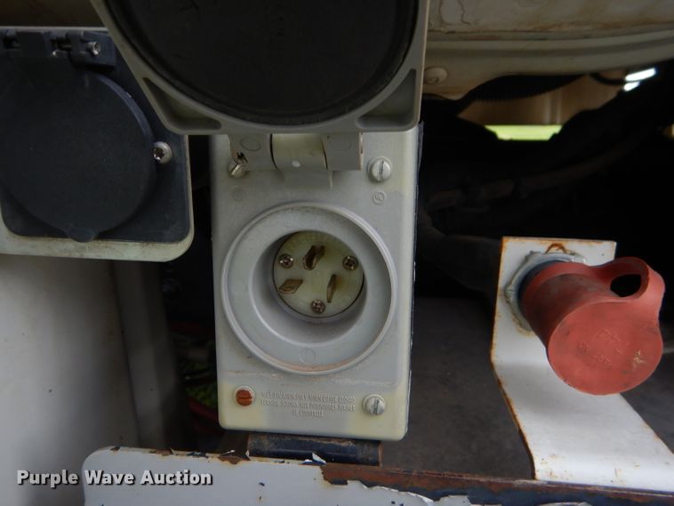 image for item FC9897 2014 Freightliner Business Class M2 bucket truck