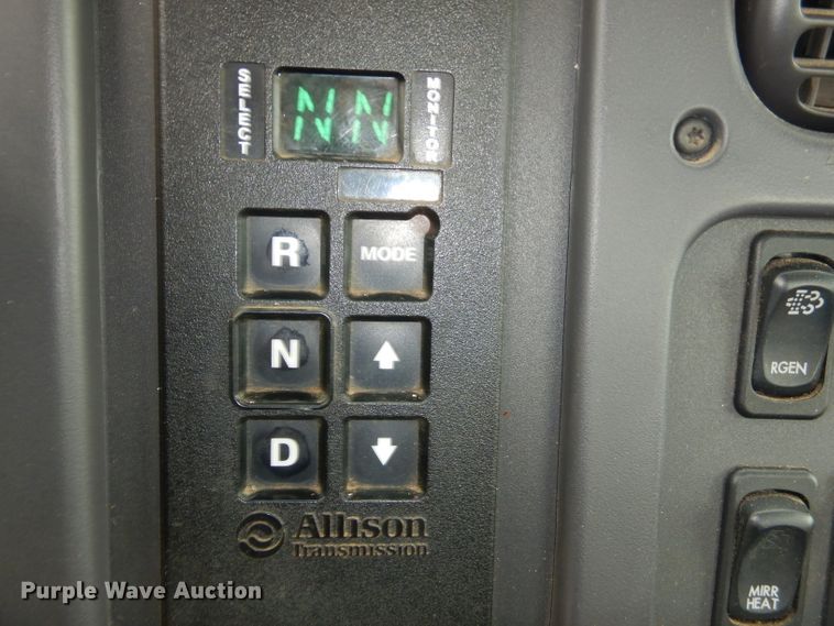 image for item FC9897 2014 Freightliner Business Class M2 bucket truck