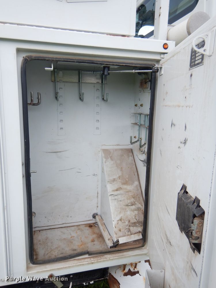 image for item FC9897 2014 Freightliner Business Class M2 bucket truck