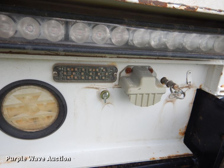 image for item FC9897 2014 Freightliner Business Class M2 bucket truck