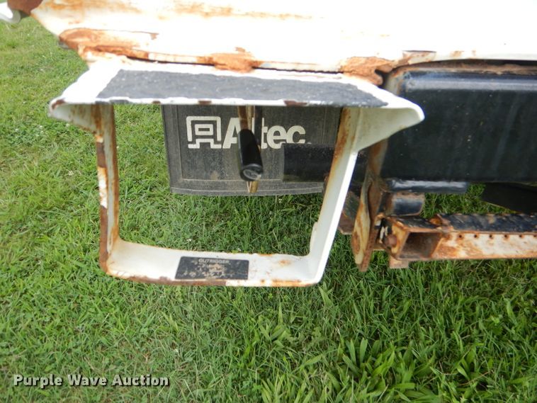 image for item FC9897 2014 Freightliner Business Class M2 bucket truck