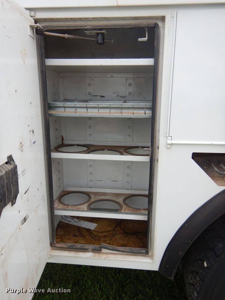 image for item FC9897 2014 Freightliner Business Class M2 bucket truck