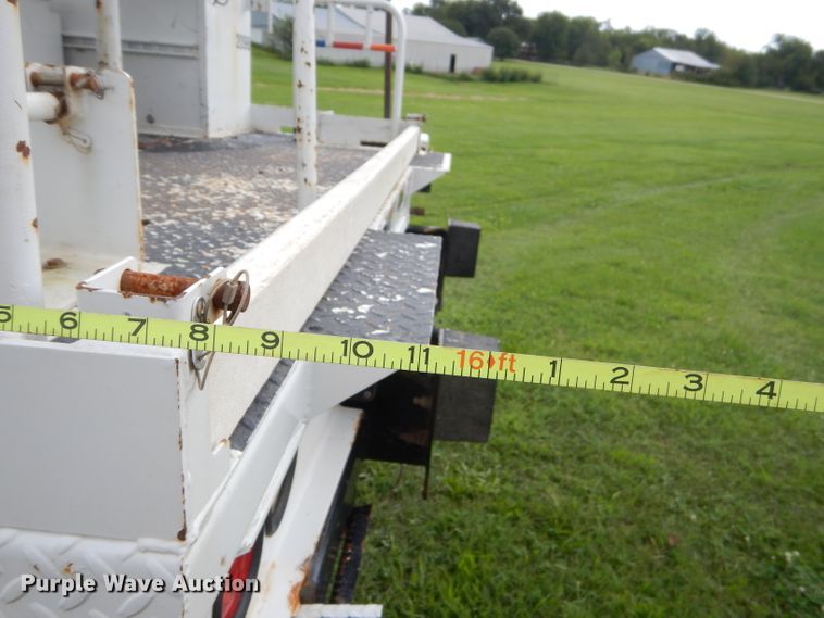 image for item FC9897 2014 Freightliner Business Class M2 bucket truck