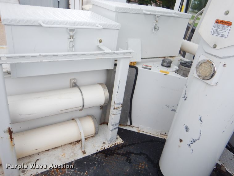 image for item FC9897 2014 Freightliner Business Class M2 bucket truck