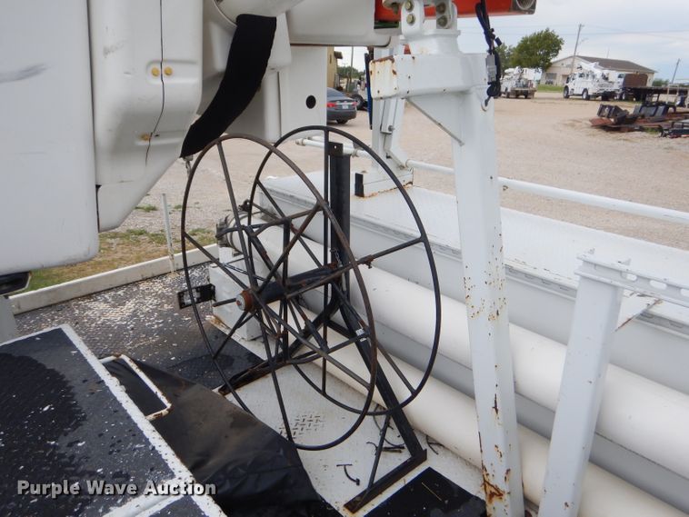 image for item FC9897 2014 Freightliner Business Class M2 bucket truck