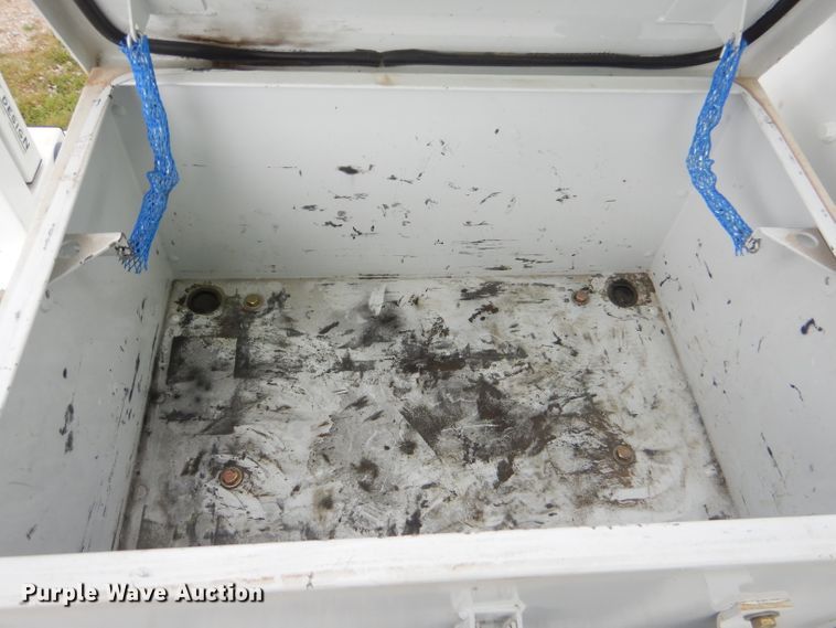 image for item FC9897 2014 Freightliner Business Class M2 bucket truck