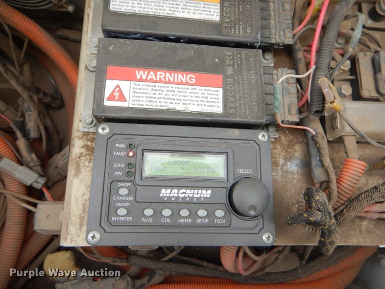 image for item FC9897 2014 Freightliner Business Class M2 bucket truck