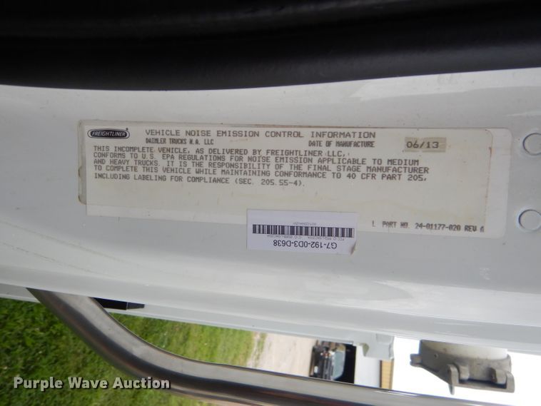 image for item FC9897 2014 Freightliner Business Class M2 bucket truck