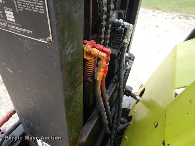 image for item FC9899 Clark forklift