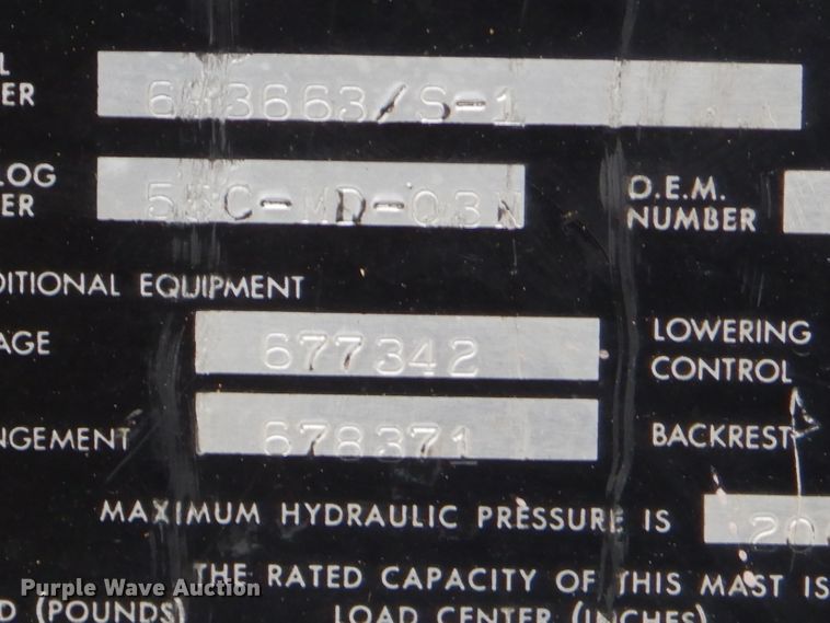 image for item FC9899 Clark forklift