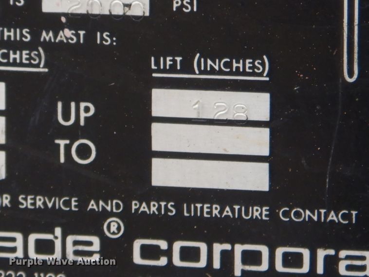 image for item FC9899 Clark forklift