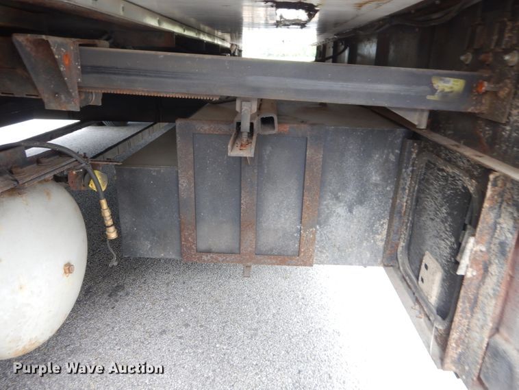 image for item FC9900 2003 Safari Cheetah RV