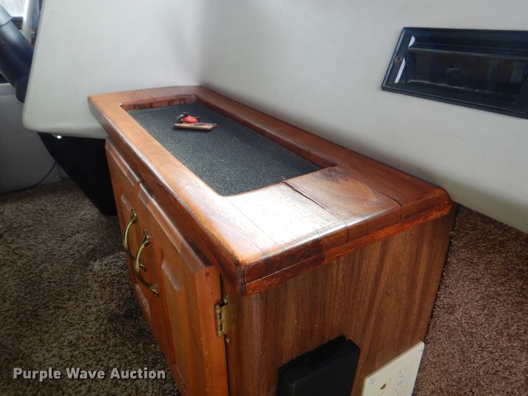 image for item FC9900 2003 Safari Cheetah RV