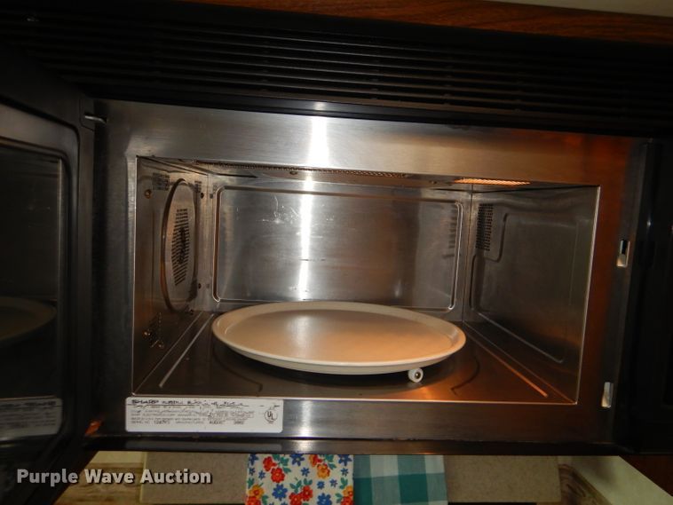 image for item FC9900 2003 Safari Cheetah RV