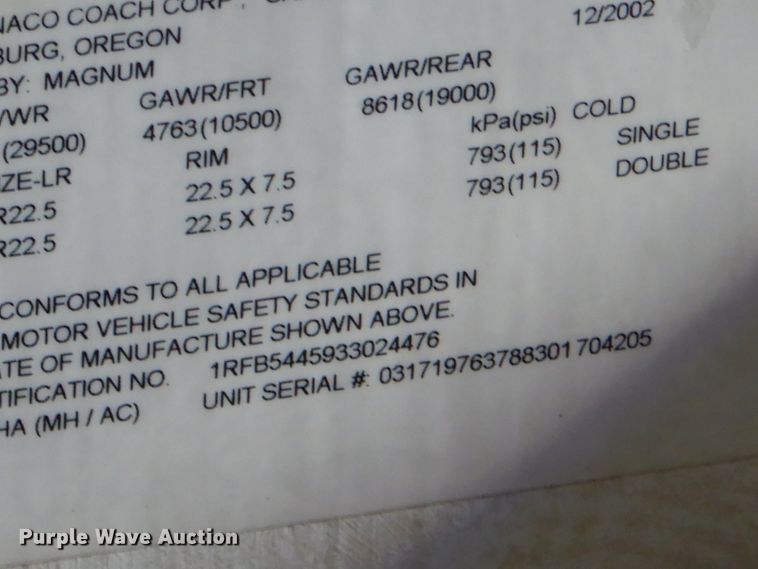 image for item FC9900 2003 Safari Cheetah RV