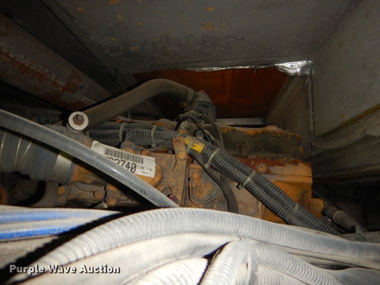 image for item FC9900 2003 Safari Cheetah RV